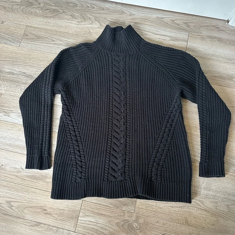 Lululemon Athletica Bring The Cozy Turtleneck Sweater in Black